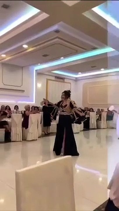 Albanian Bride --------__nuseshqiptare _albanianbride _dasmashqiptare _kanagjegj _nusenuse _bridetobe _bride2023(MP4)