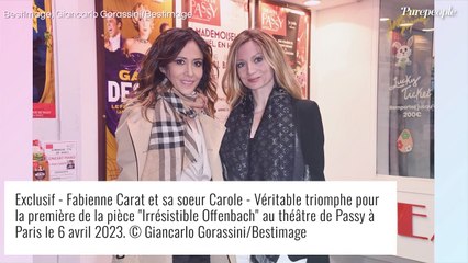 Fabienne Carat chicissime avec sa soeur Carole pour une sortie au théâtre avec Tonya Kinzinger