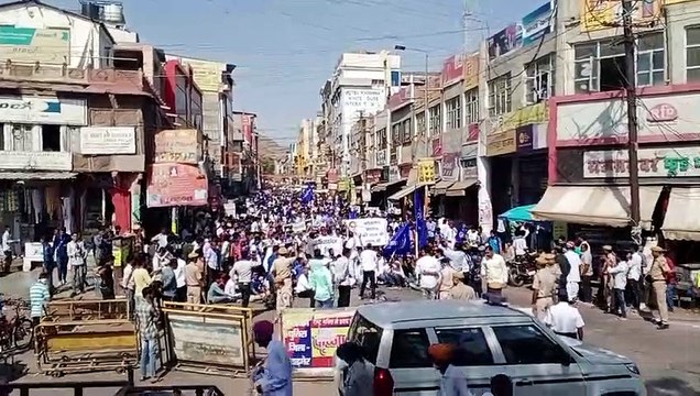अम्बेडकर जयंती पर समारोह स्थगित, मौन रैली निकाली