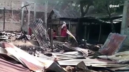 উঃ দিনাজপুর: বিধ্বংসী আগুন,আতঙ্কিত গ্রামবাসী