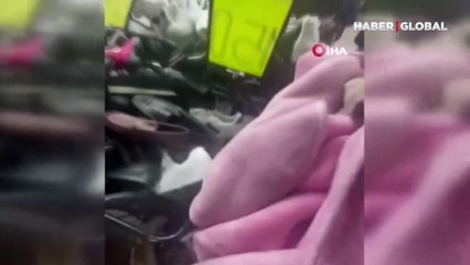 İstanbul'da "madde bağımlısı çift, bebeklerini yere fırlattı" iddiası! Anne ile baba gözaltında