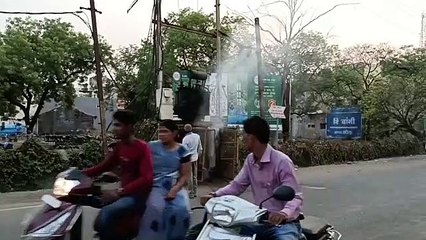 जीपी मॉल के सामने डीपी में लगी आग