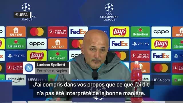 Quarts - En pleine conférence de presse, Spalletti se lève en hommage à Guardiola