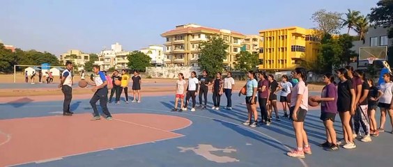 SURAT VIDEO NEWS : युवतियों ने बास्केटबॉल में दिखाया दमखम