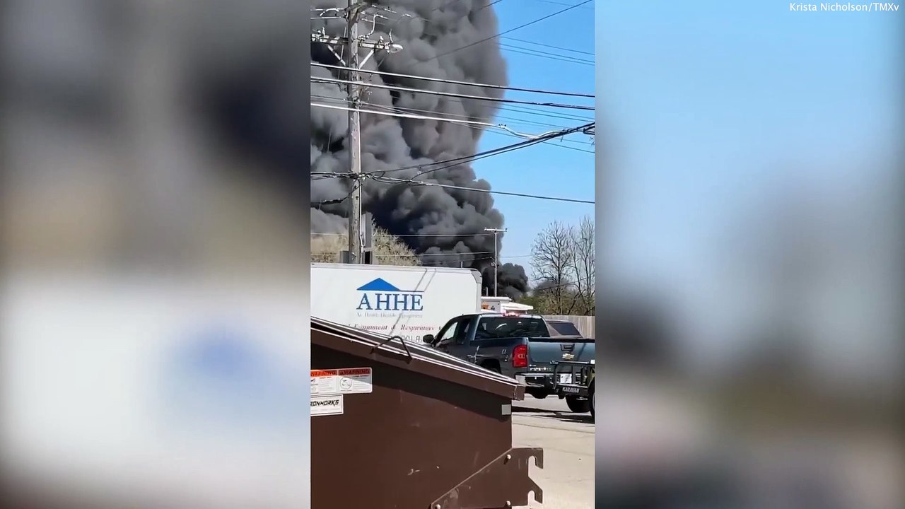 Thousands forced to evacuate after fire breaks out at Indiana recycling plant - releasing toxic black smoke