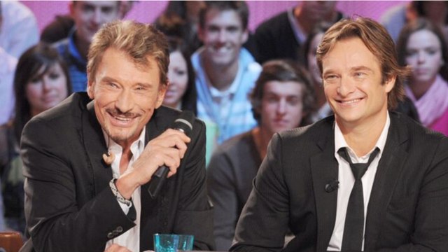 GALA VIDÉO - Johnny Hallyday surpris : cette réaction adorable que son fils David n’oubliera jamais