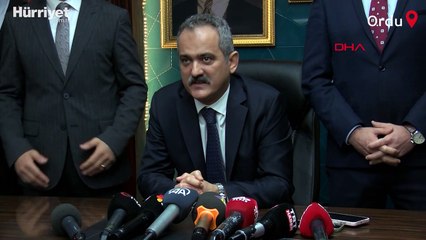 Bakan Özer: Bugünler küçük ayrılıkları büyük noktalara taşıma günü değil