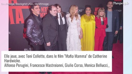 Monica Bellucci sublime en look garçonne : elle porte la cravate à merveille, avant-première à New York