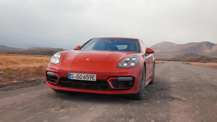 The new Porsche Panamera Turbo S E-Hybrid Driving in Chile