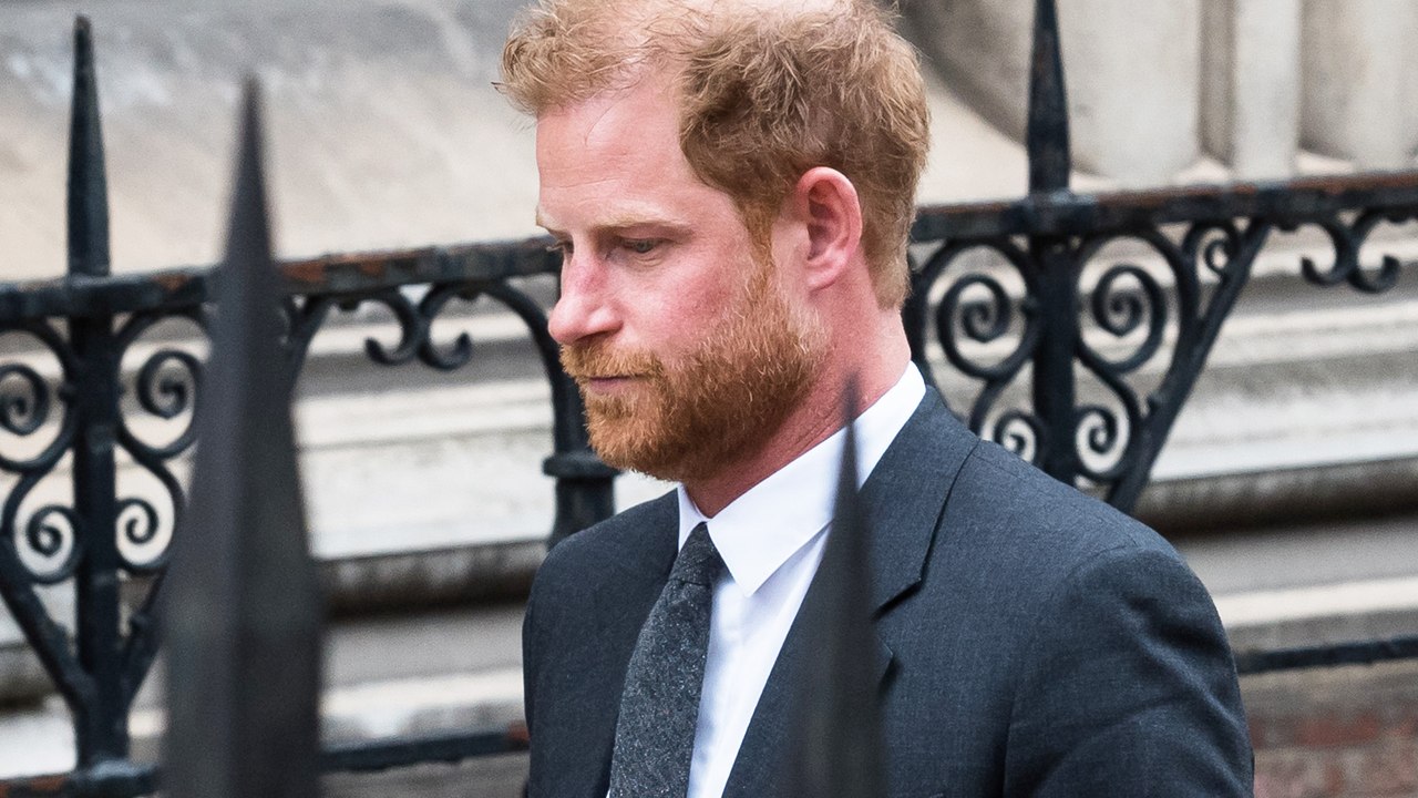 Prinz Harry allein bei Charles Krönung: Krise mit Meghan?
