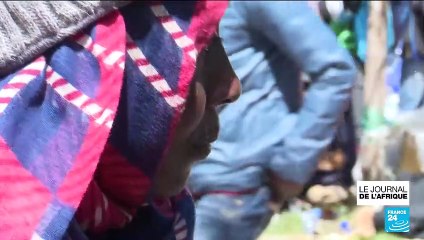 "On n'en peut plus" : témoignages de migrants évacués par la police en Tunisie