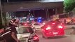 Motoristas retornam na contramão na avenida Paralela após troca de tiros