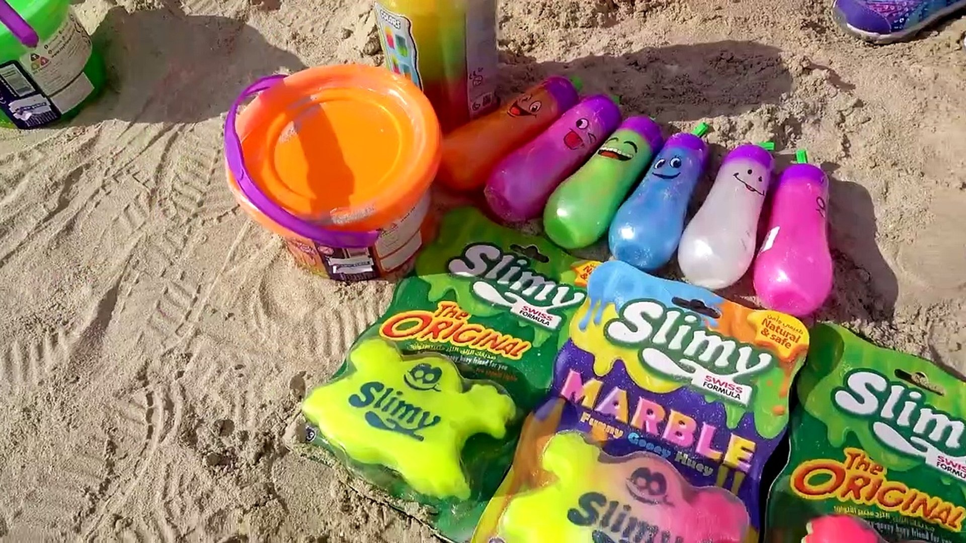 Diana and Roma found slime on the beach