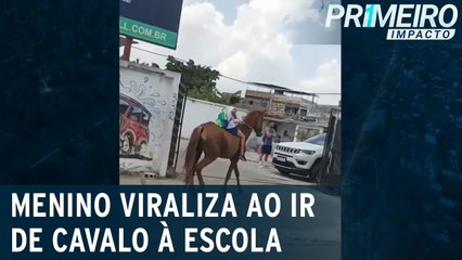 Menino vai de cavalo à escola após pneu de bicicleta furar