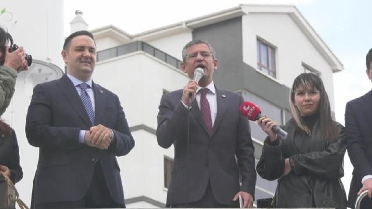 Özgür Özel: "Benim Listemde, Bu Niye Var?' Bu Canavar, Artık Oyları Yutup da Meclis'te Çoğunluğu Elde Etmesin Diye... Bu Saraya Karşı Demokrasi...