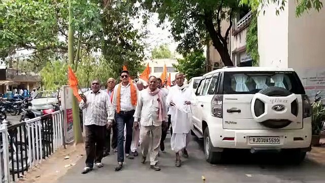 किसानों ने उठाई आवाज, पहुंचे कलक्ट्री, सौंपा ज्ञापन