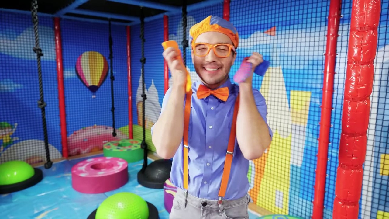 Rhythm Discovery Centre - Instrumentos musicales | Aprende con Blippi | Videos educativos para niños part 1