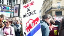 « Ce n'est pas un baroud d'honneur » : les manifestants prêts à continuer coûte que coûte