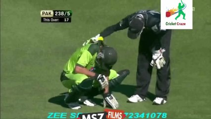 AFRIDI MAKES KIWI BOWLER CRY ANONYMOUS HITTING BY BOOM BOOM  AFRIDI 65 IN QUICK TIME