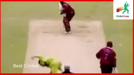 RAWALPINDI EXPRESS AT ITS BEST UNPLAYABLE  BOWLING BY SHOAIB AKHTAR