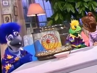 Under the Umbrella Tree S01 E002 - Hamster Hullabaloo