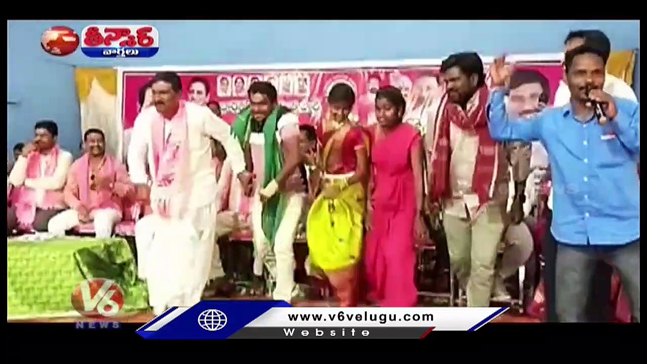 MLA Thatikonda Rajaiah Teenmaar Dance At BRS Athmeeya Sammelan | V6 Teenmaar