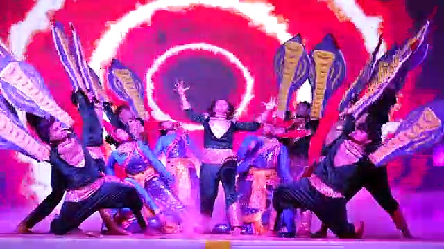 அமைச்சர் முருகன் வீட்டில் நடந்த தமிழ் புத்தாண்டில் பிரதமர் மோடி கலந்து கொண்ட வீடியோ தொகுப்பு!!