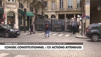 Conseil constitutionnel : 131 actions attendues, le bâtiment barricadé