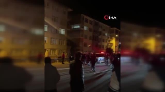 2 grup arasında meydan muharebesi gibi kavga kamerada