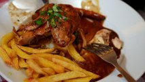 Paris : ce restaurant n'a pas augmenté le prix de son poulet-frites depuis 2002
