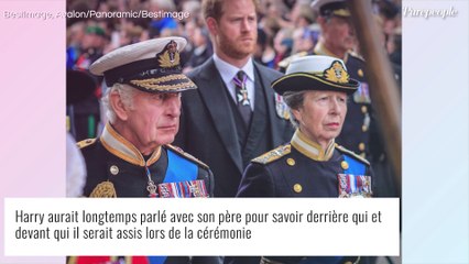 Couronnement de Charles III : le prince Harry très hésitant, les coulisses des discussions interminables avec son père