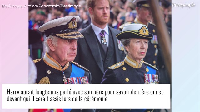 Couronnement de Charles III : le prince Harry très hésitant, les coulisses des discussions interminables avec son père
