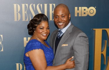 Mo’Nique suing CBS and Paramount to seek alleged unpaid royalties from  ‘The Parkers’