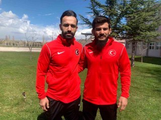 Milli güreşçiler Soner Demirtaş ve Servet Coşkun, Avrupa'da mindere çıkmaya hazır