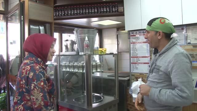 AK Partili milletvekili adayları esnaf ziyaretlerine devam ediyor