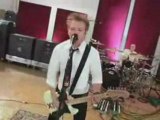 Sum 41- King Of The Contradiction (live sum41_com)