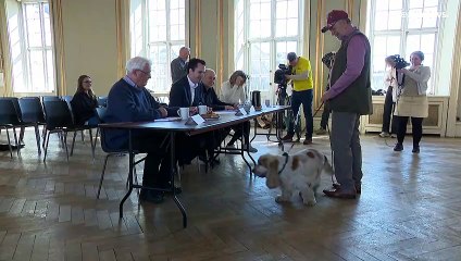 شاهد: ولكلاب الدنمارك نصيبٌ في سمفونيات موزارت والفائز منهم يحظى بمشاركة في مهرجان موسيقي