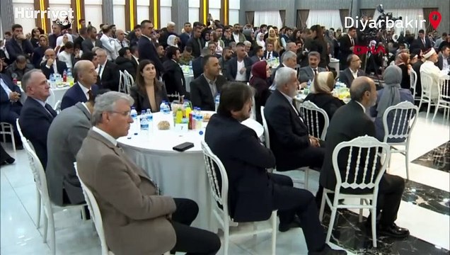 Cumhurbaşkanı Erdoğan, Diyarbakır'da depremzedelerle iftar programında açıklamalarda bulundu