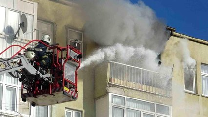 Aksaray'da 5 katlı apartmanda korkutan yangın