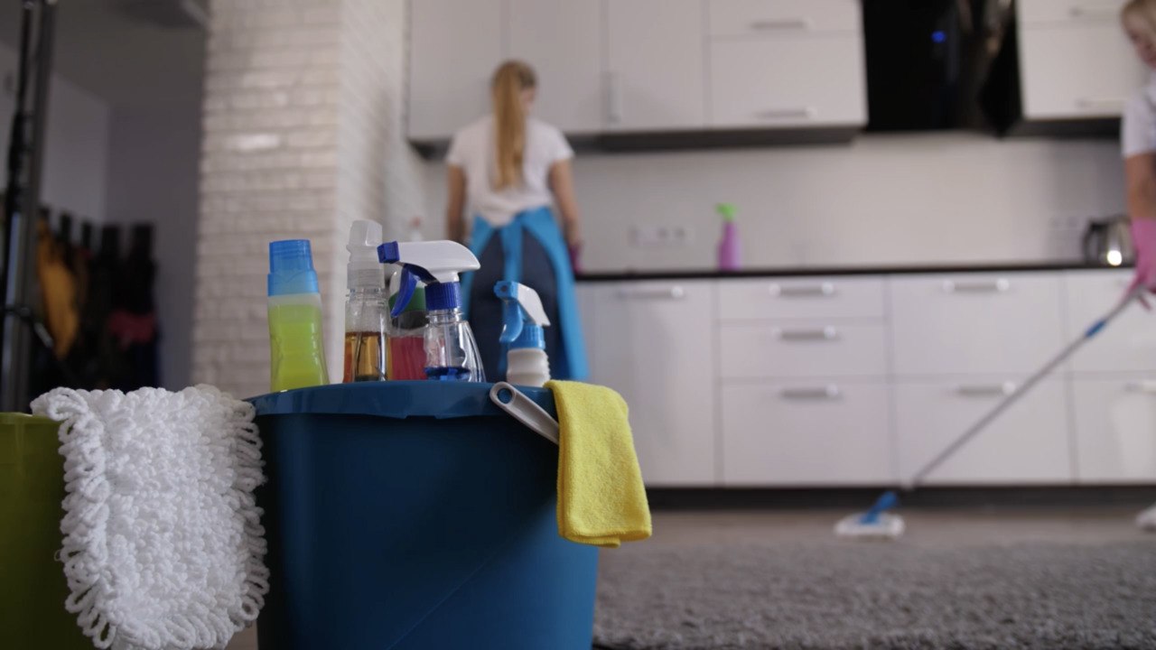 10 Essential Cleaning Tools to Keep Your Home Sparkling