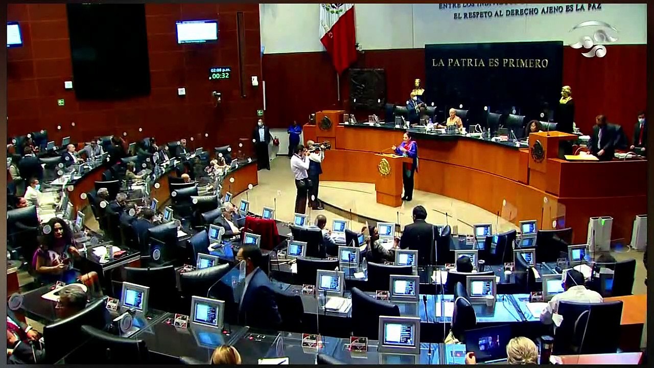 ¡VEAN! ¡Senadoras de la 4T le aclaran a la sobrina de Salinas por que el INE viola la ley!