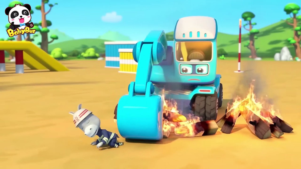 Pequeño Equipo Lava Autos | Canciones Infantiles | BabyBus en Español