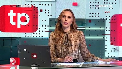 Tras aparatoso accidente por las lluvias, un payasito le da toque de humor a su situación