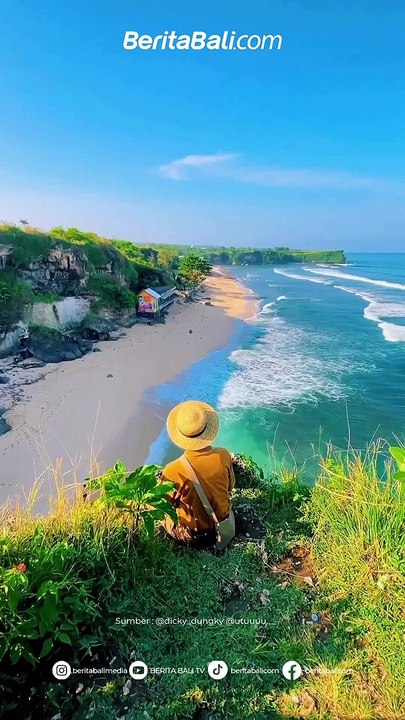 Pagi Semeton, Selamat Menjalankan Aktivitas   Google Maps : Tebing Pantai Balangan Video : @jejaksandii Lokasi : Pantai Balangan, Desa Ungasan, Kelurahan Jimbaran, Kecamatan Kuta Selatan, Kabupaten Badung, Bali