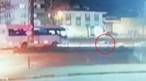 Bursa'da motosikletlilerin çarpıştığı kaza anı kamerada