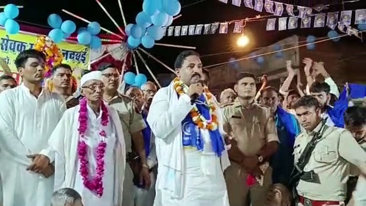 कुछ लोग मुझे पचा नहीं पा रहे, मेरी हत्या करवाना चाहते हैं