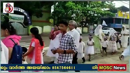 മുളന്തുരുത്തി മാർത്തോമൻ പള്ളിയിലെ ഓ വി ബി എസ് റാലി .