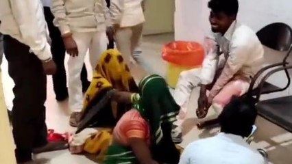आगरा: मैक्स पिकप ने बाइक सवार पिता-पुत्र को रौंदा, मासूम की मौत पिता घायल