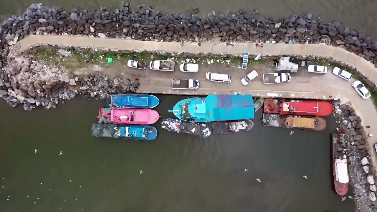 Van Gölü'nde "inci kefali" için av yasağı başladı