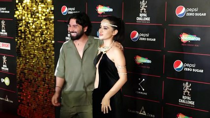 Uorfi Javed and Orhan Awatramani pose together at an event, Netizens react